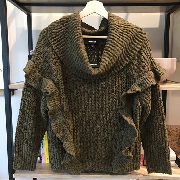 🦇SALE EXPRESS Green Ruffle Front Sweater - Picture 5 of 5